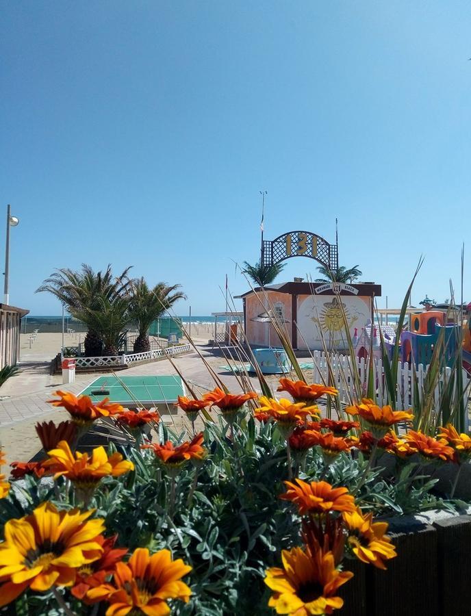 Hotel Ricci Rimini Exterior foto